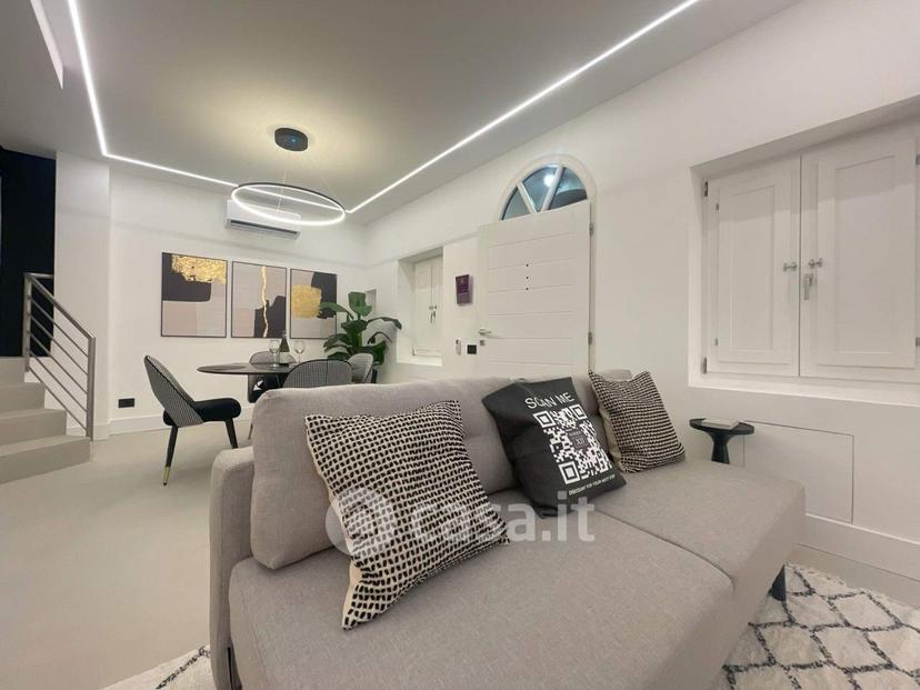Trilocale in Via Cavour 41 — foto 8 di 15