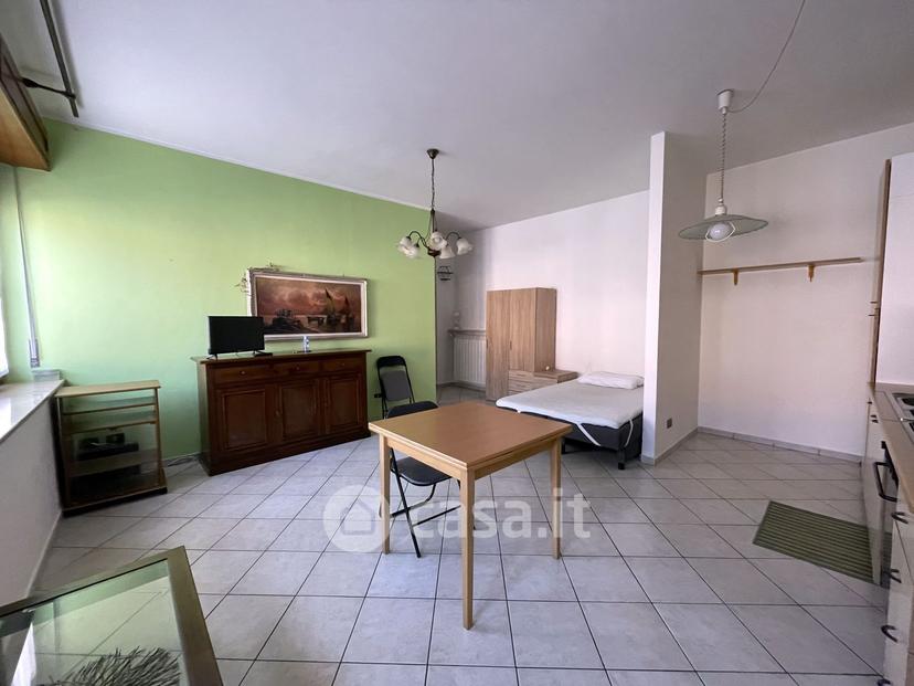 Monolocale in Via Cernaia — foto 16 di 22