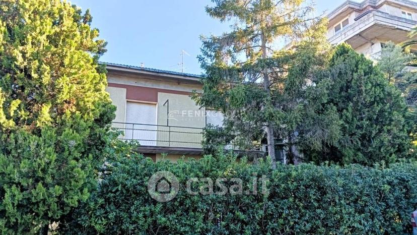 Appartamento in Via Col Fiorito 21 — foto 2 di 30