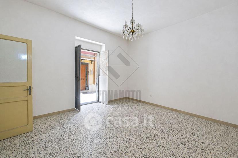 Trilocale in Vico Taro 23 — foto 5 di 9