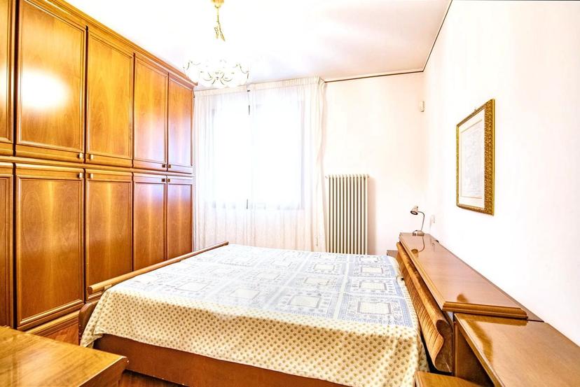 Villa in Via Fratelli Vigorelli — foto 38 di 54