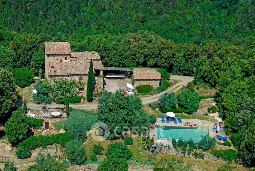 Villa in Strada Senza Nome 53011 — foto 12 di 45