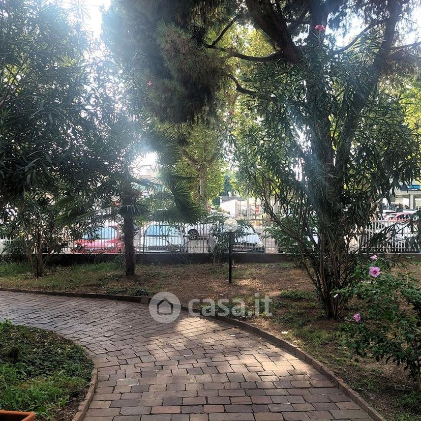 Stanza in Viale Don G. Minzoni 23 — foto 10 di 16