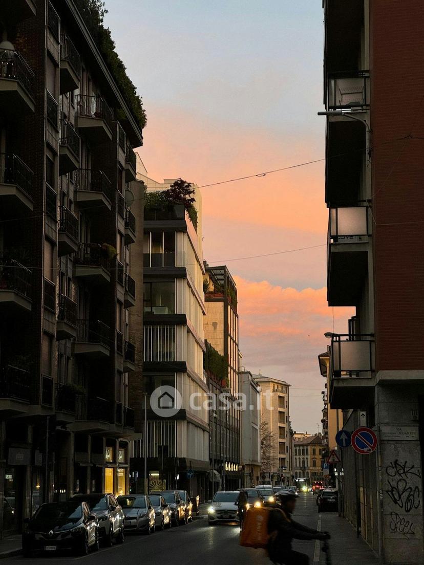 Trilocale in Via Alessandro Manzoni 18 — foto 5 di 13