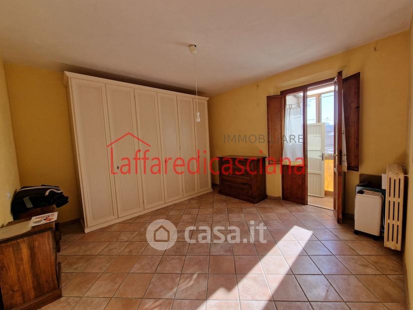 Appartamento in Via Ugo Foscolo — foto 22 di 30