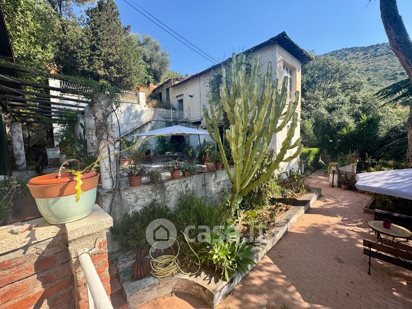 Villa in Via Appia 104 /200 — foto 132 di 136