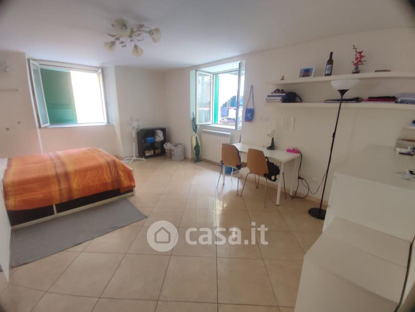 Stanza in Via Concezione a Monte Calvario — foto 16 di 17