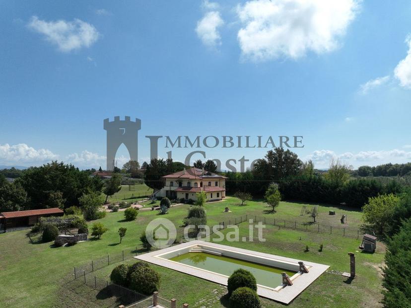 Villa in Via Vitellino — foto 9 di 42