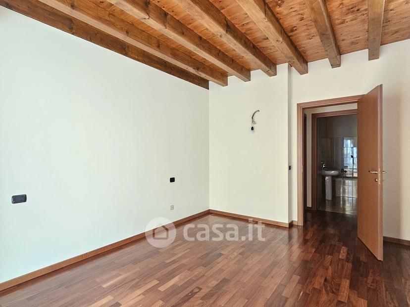 Bilocale in Via Roma 5 — foto 15 di 19