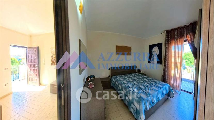 Villa in Via Giovanni Beltrame 21 — foto 2 di 43