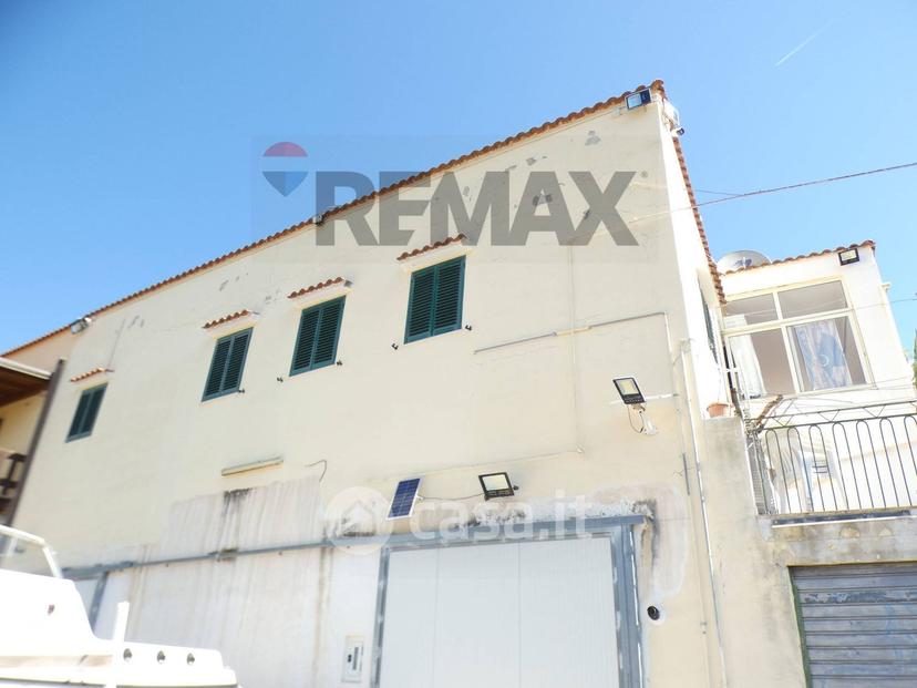 Quadrilocale in Contrada Costella — foto 2 di 36
