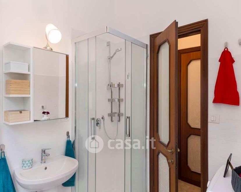 Stanza in Viale Giovanni Vicini 20 — foto 6 di 43