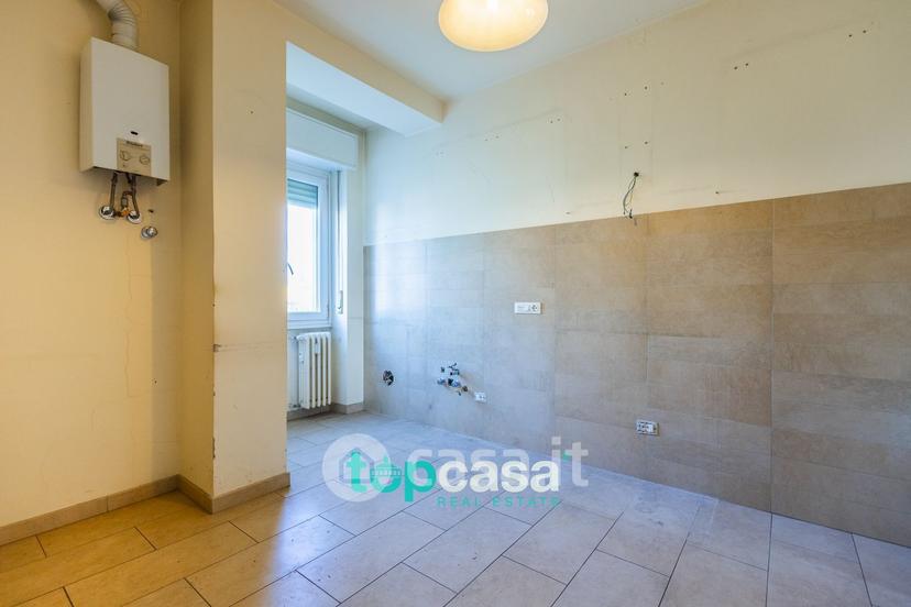 Quadrilocale in Piazza Vittorio Veneto 9 — foto 2 di 20