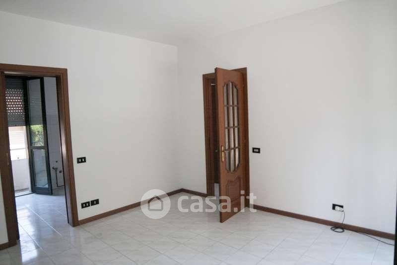 Trilocale in Vicolo Mezzera 44 — foto 3 di 16