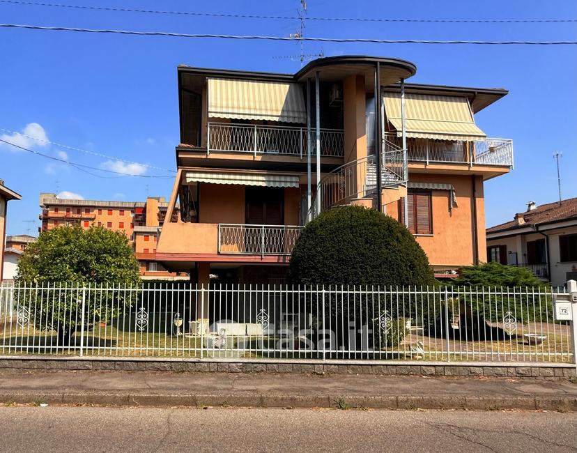 Villa in Via Luigi Barbieri 72 — foto 55 di 57