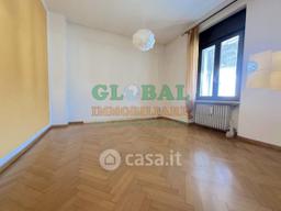 Trilocale in Via Fratelli 43