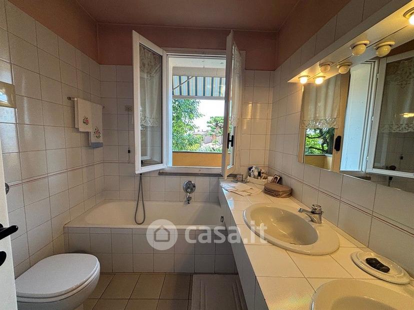 Villa in Via Gian Lorenzo Bernini 18 — foto 3 di 24