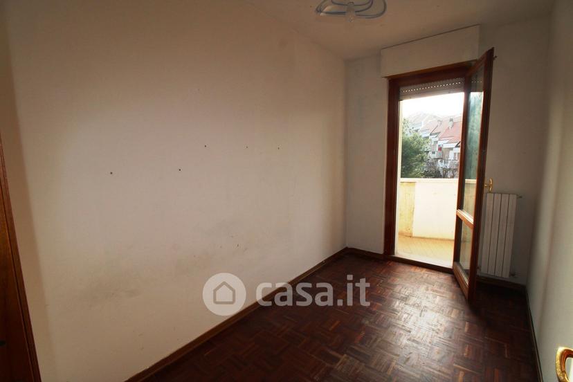 Trilocale in Via Friuli 100 — foto 26 di 35