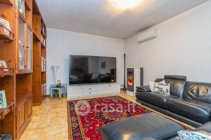 Villa in Via Cavour 24 — foto 24 di 33