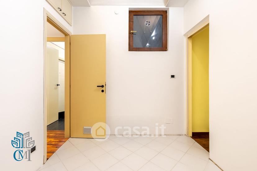 Quadrilocale in Via San Quintino 17 — foto 33 di 39
