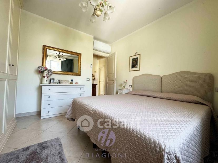 Villa in Via Cortona 120 — foto 6 di 37