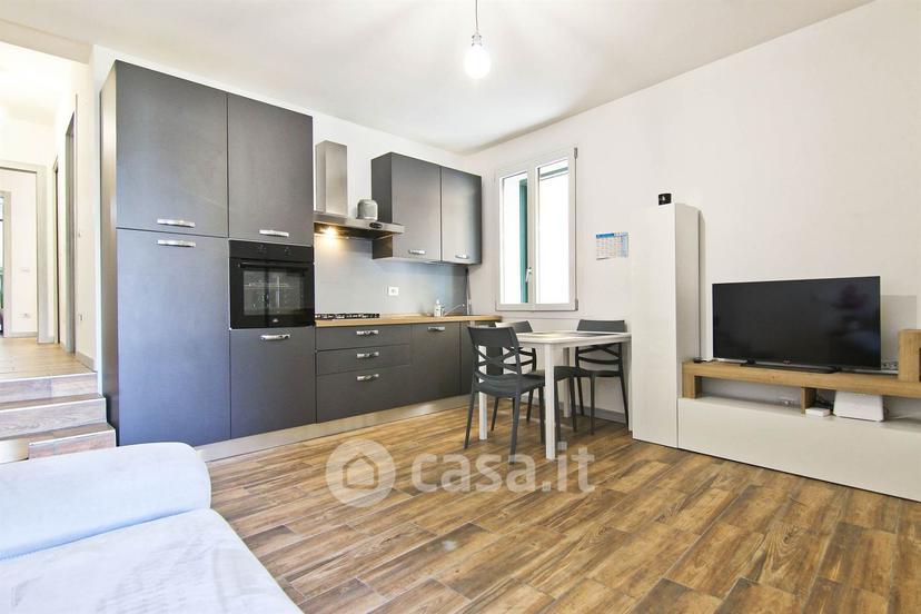 Trilocale in Vicolo Valletta 6 — foto 4 di 23