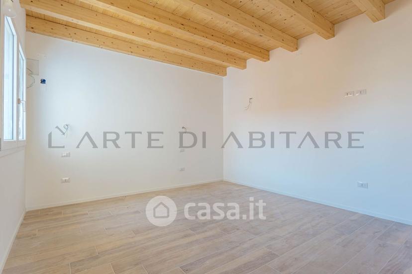 Trilocale in Via Paolo VI — foto 14 di 14