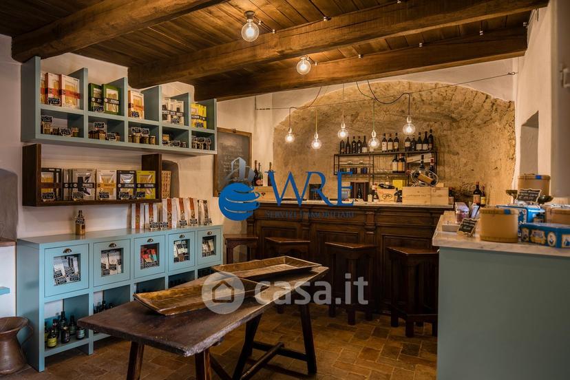 Trilocale in Località di Postignano — foto 11 di 43
