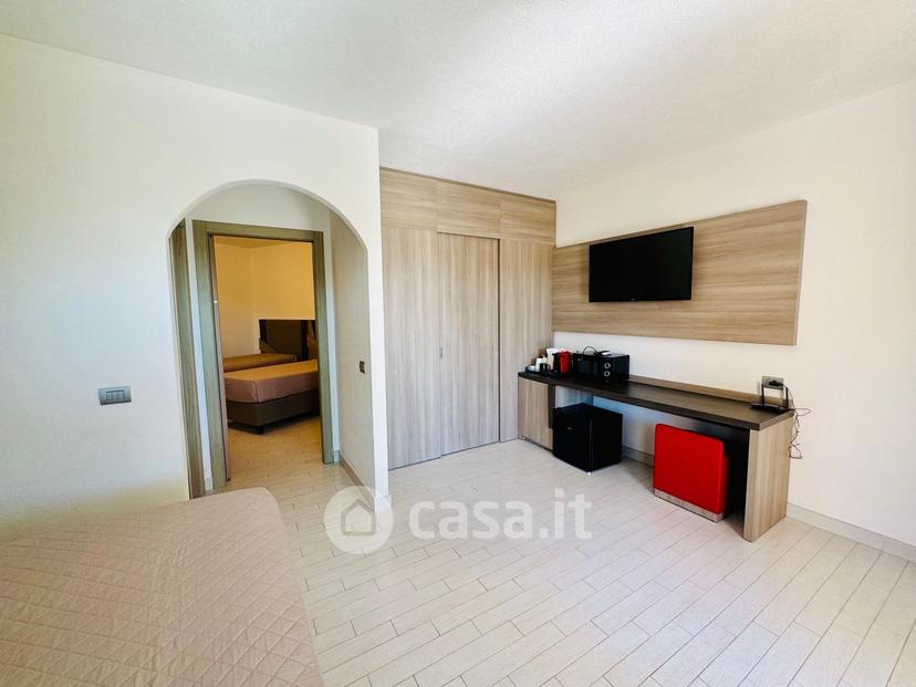 Bilocale in Via Forte Sant'Elmo 10