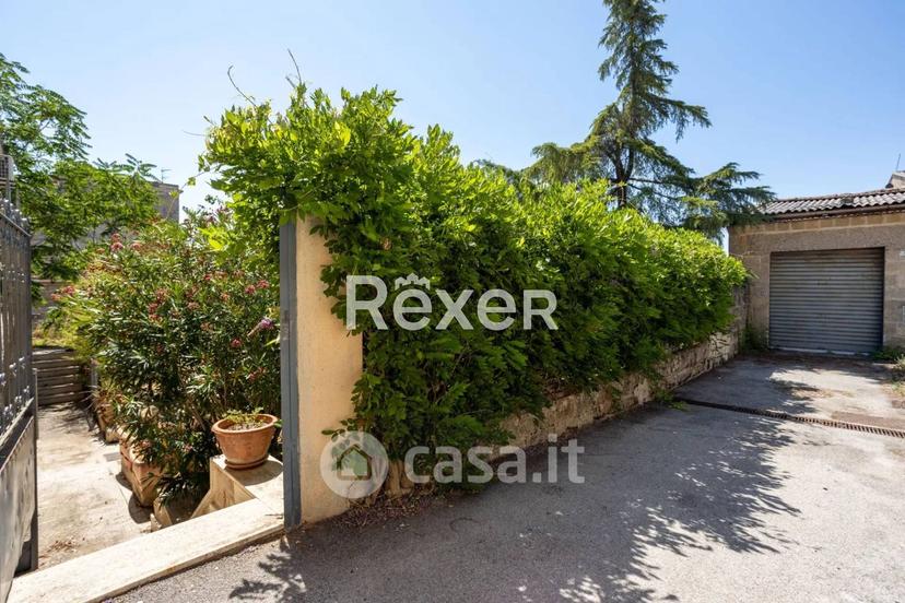 Quadrilocale in Piazza Caduti 8 — foto 26 di 27