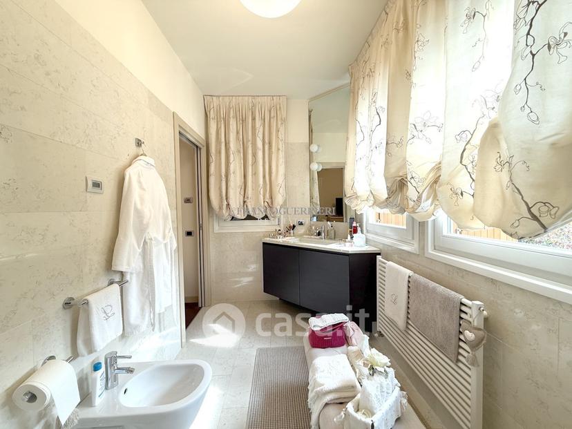 Villa in Via Maroncelli — foto 10 di 38