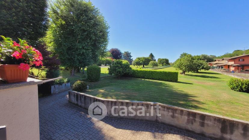 Villa in Via Fratelli Bandiera — foto 7 di 84