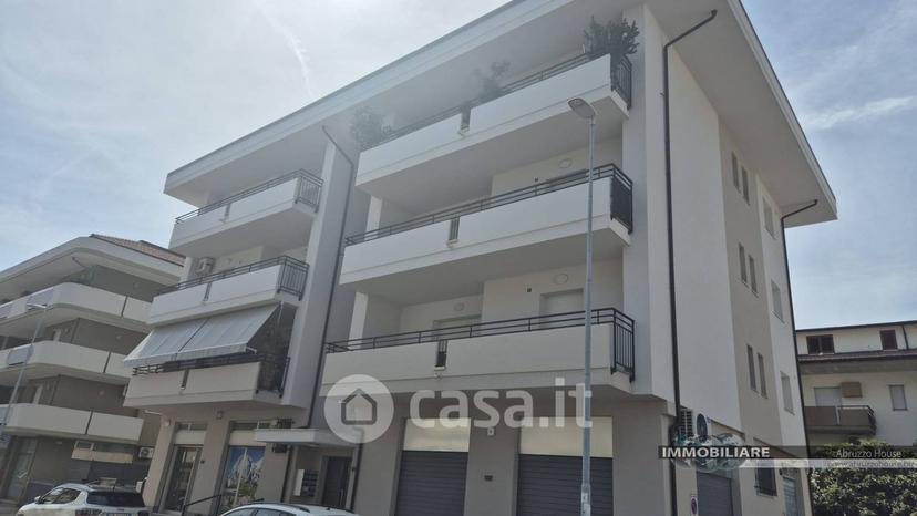 Appartamento in Via Firenze 101 — foto 19 di 37