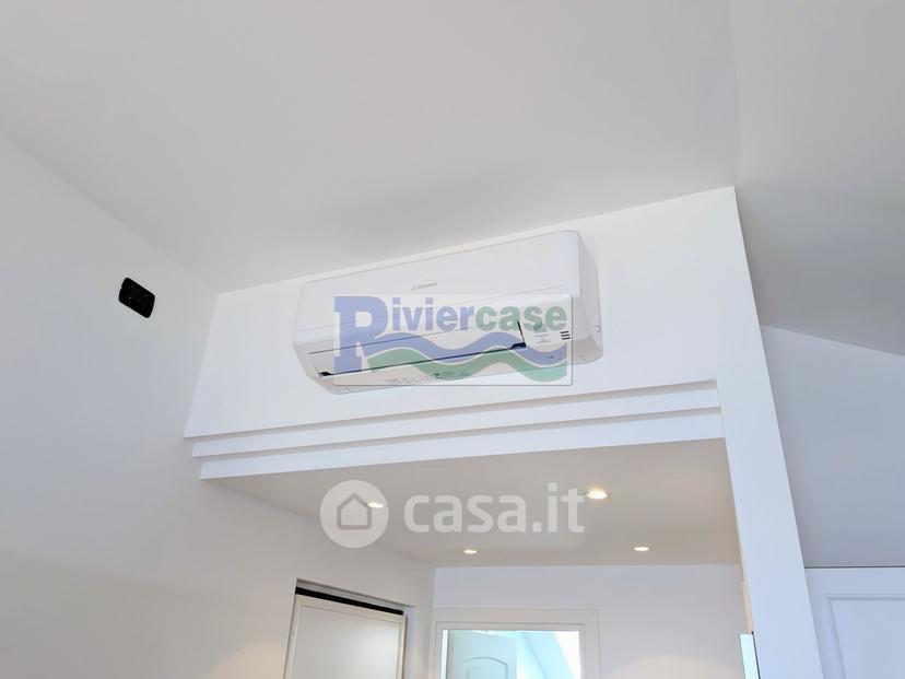 Bilocale in Via Cesare Battisti 77 — foto 3 di 40