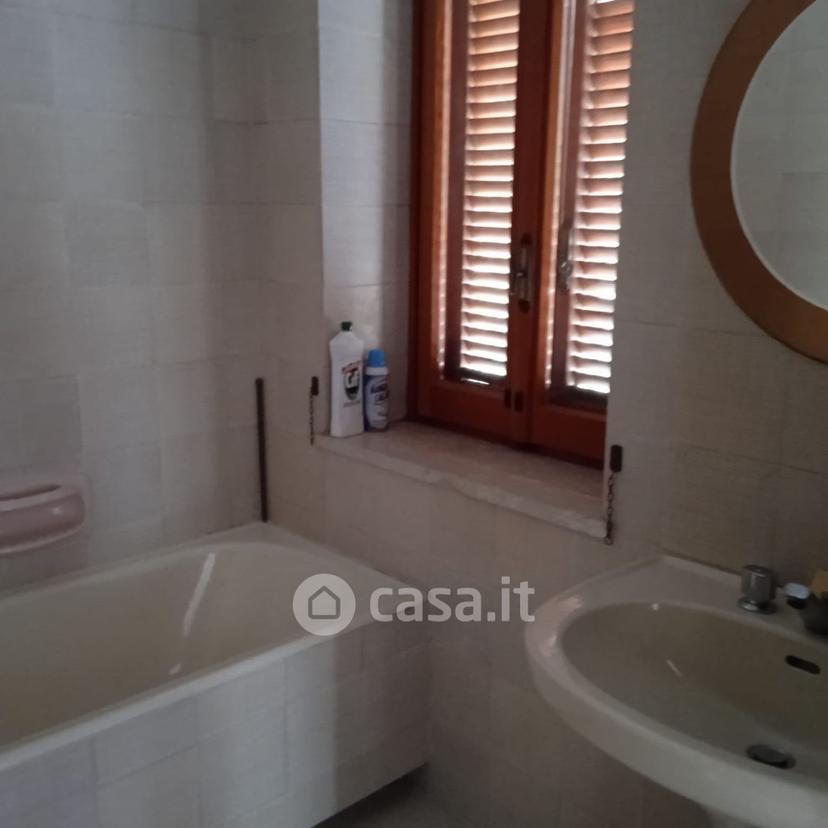 Appartamento in Via XXV Settembre 56 — foto 37 di 45