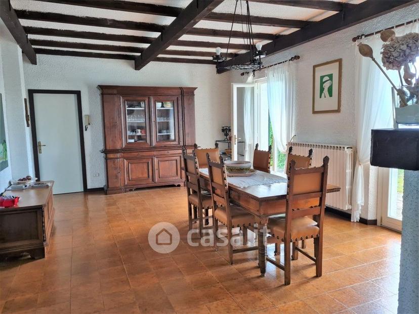 Villa in Frazione Zuccarello — foto 15 di 47