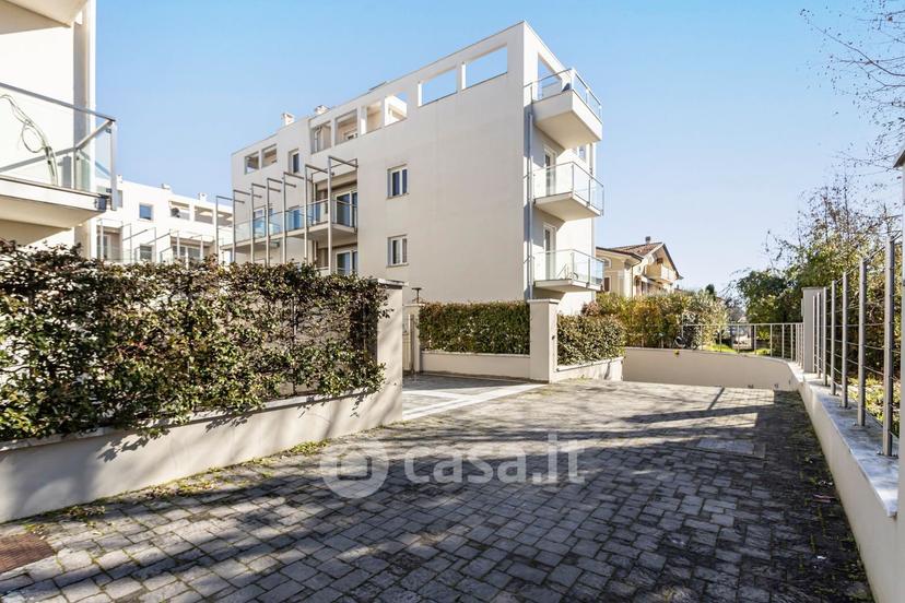 Trilocale in Via Magliano 6 — foto 9 di 14