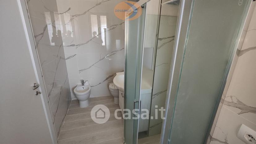 Bilocale in Via Luigi Bocconi 15 — foto 23 di 32
