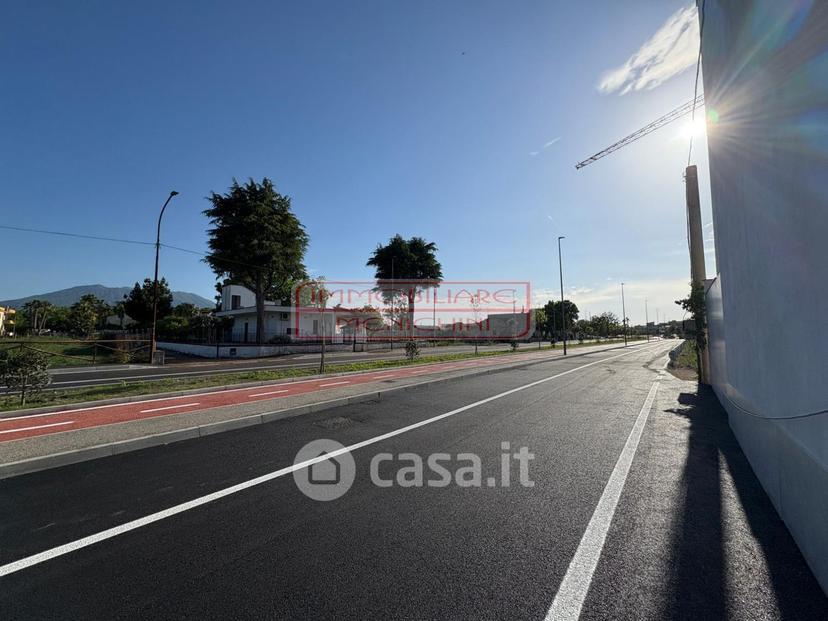 Trilocale in Via Camillo Benso Cavour — foto 2 di 126