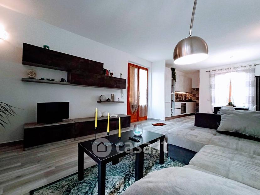 Trilocale in Viale del Tirreno 50 — foto 3 di 10