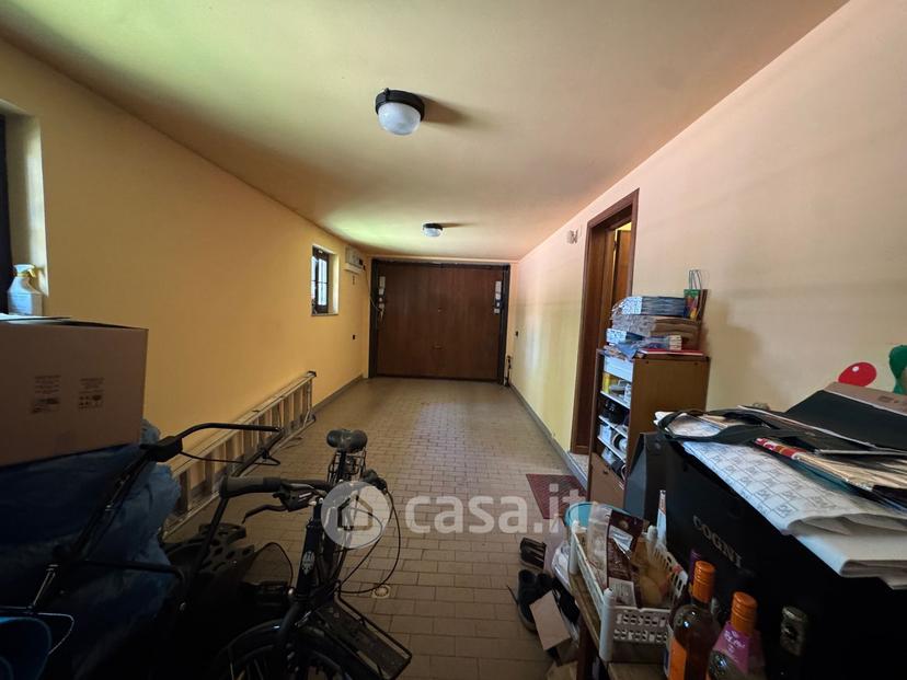 Villa in Via Vecchia di Pozzolo — foto 10 di 36