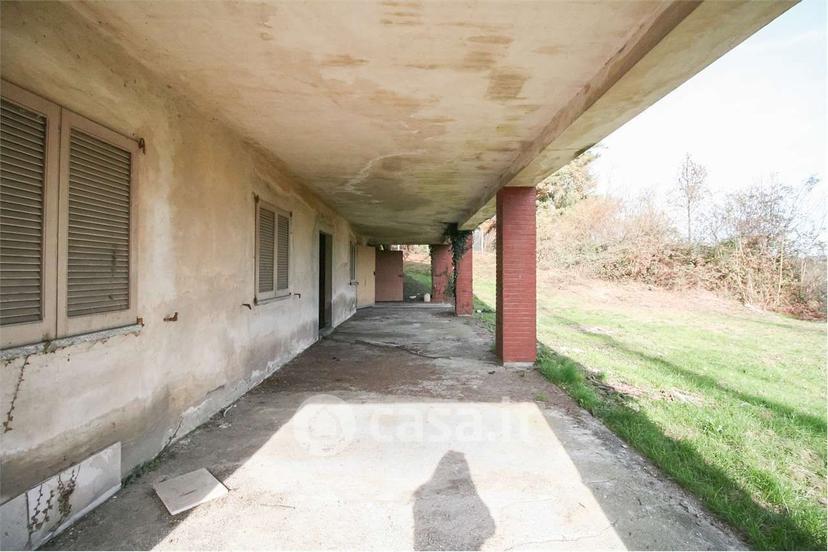 Villa in Via Avv. G. Colombo 8 — foto 4 di 34