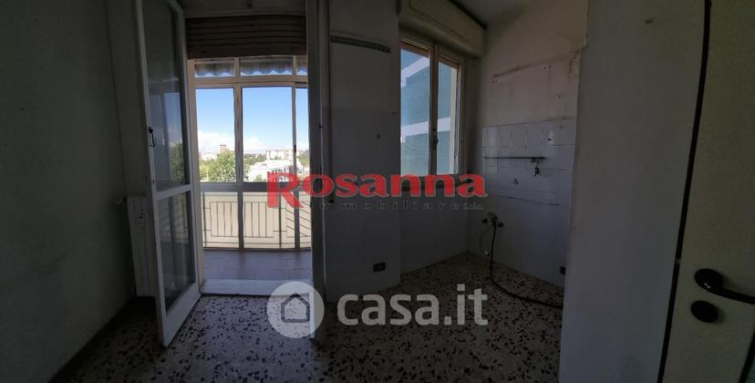 Quadrilocale in Via Alfredo Ascoli 57127 — foto 15 di 46