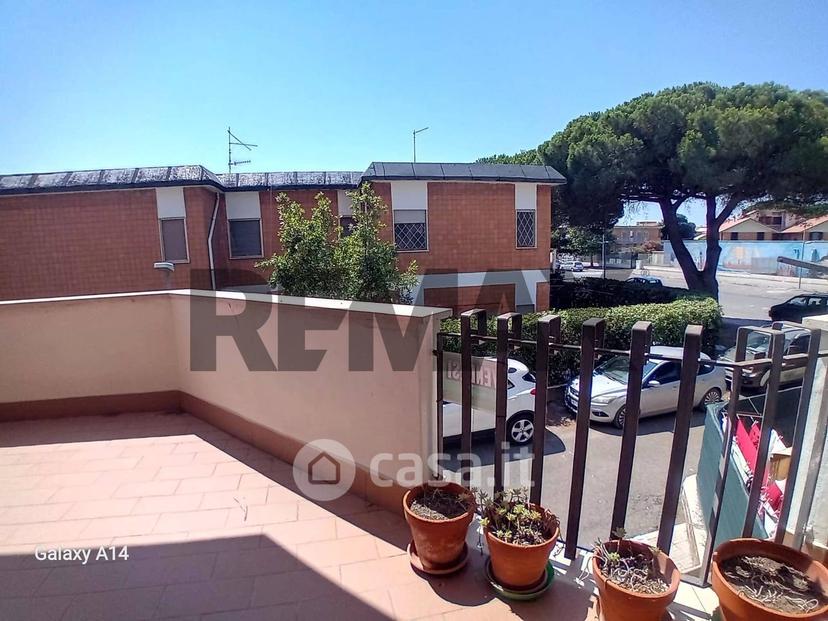 Trilocale in Viale dei Navigatori 56 — foto 15 di 20