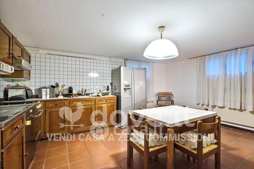 Villa in Via Alessandro Manzoni 28 — foto 24 di 43