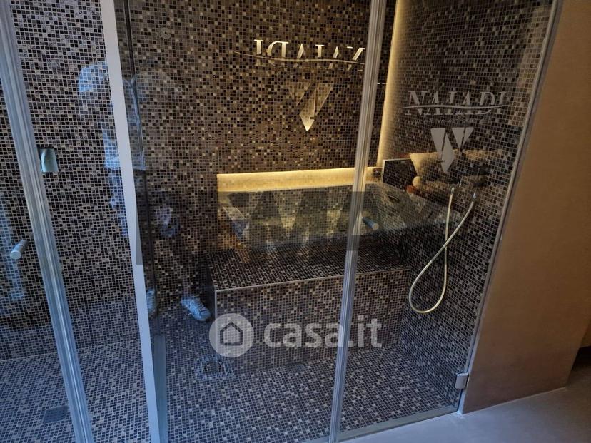 Trilocale in Via Canova — foto 34 di 39