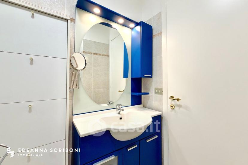 Trilocale in Via Aurelia 111 — foto 3 di 38
