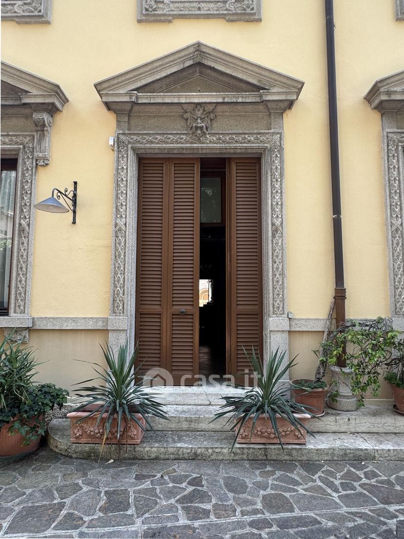Appartamento in Via Parrocchia 1 — foto 2 di 36