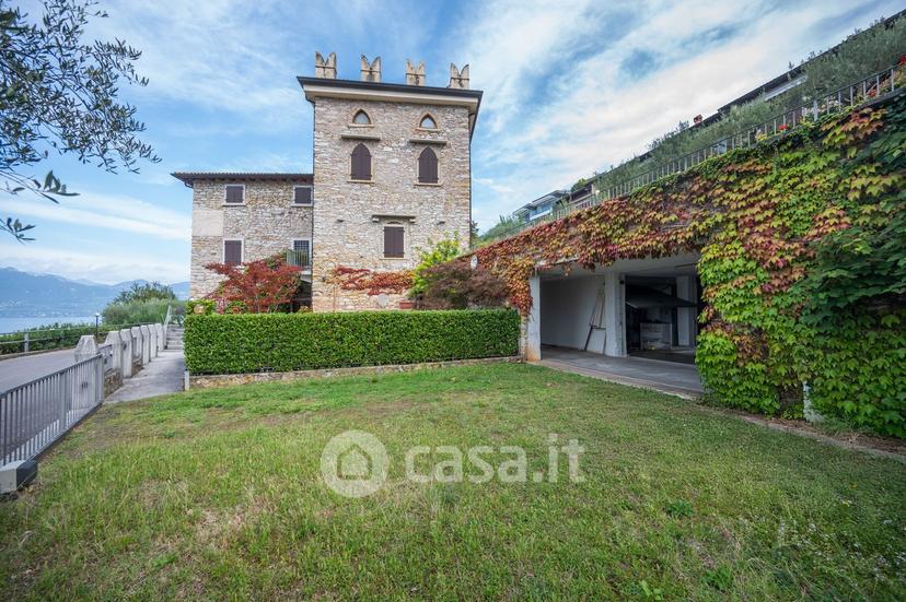 Quadrilocale in Viale Fratelli Lavanda 3 — foto 3 di 36