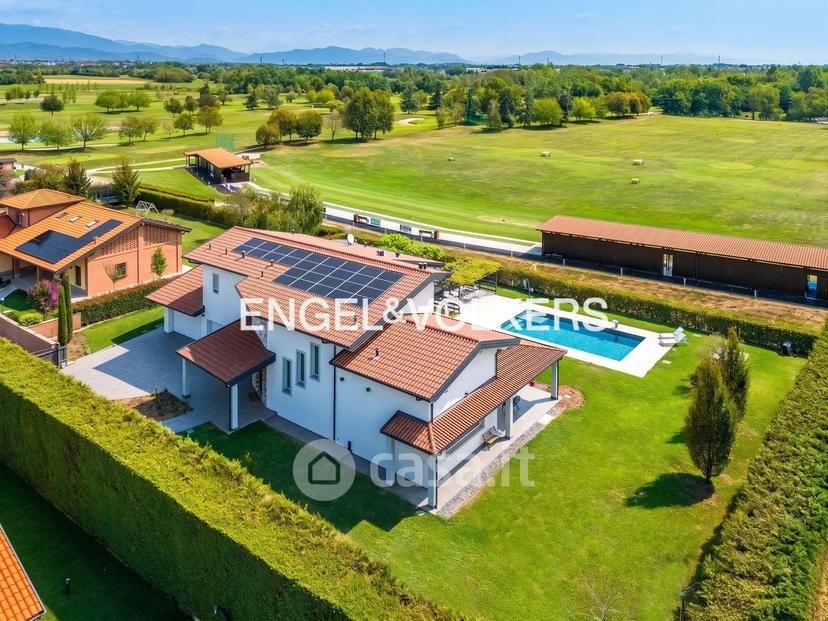 Villa in Via del Borgo 2 — foto 9 di 33